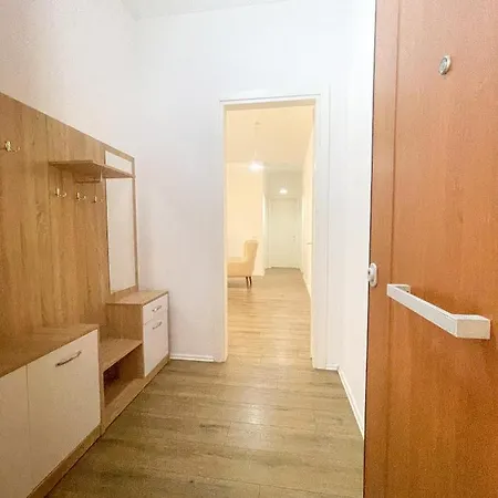 Superior 2br In A * Tirana