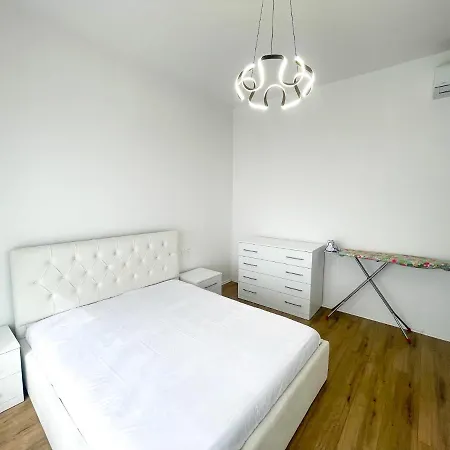 Superior 2br In A