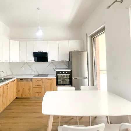 Superior 2br In A *